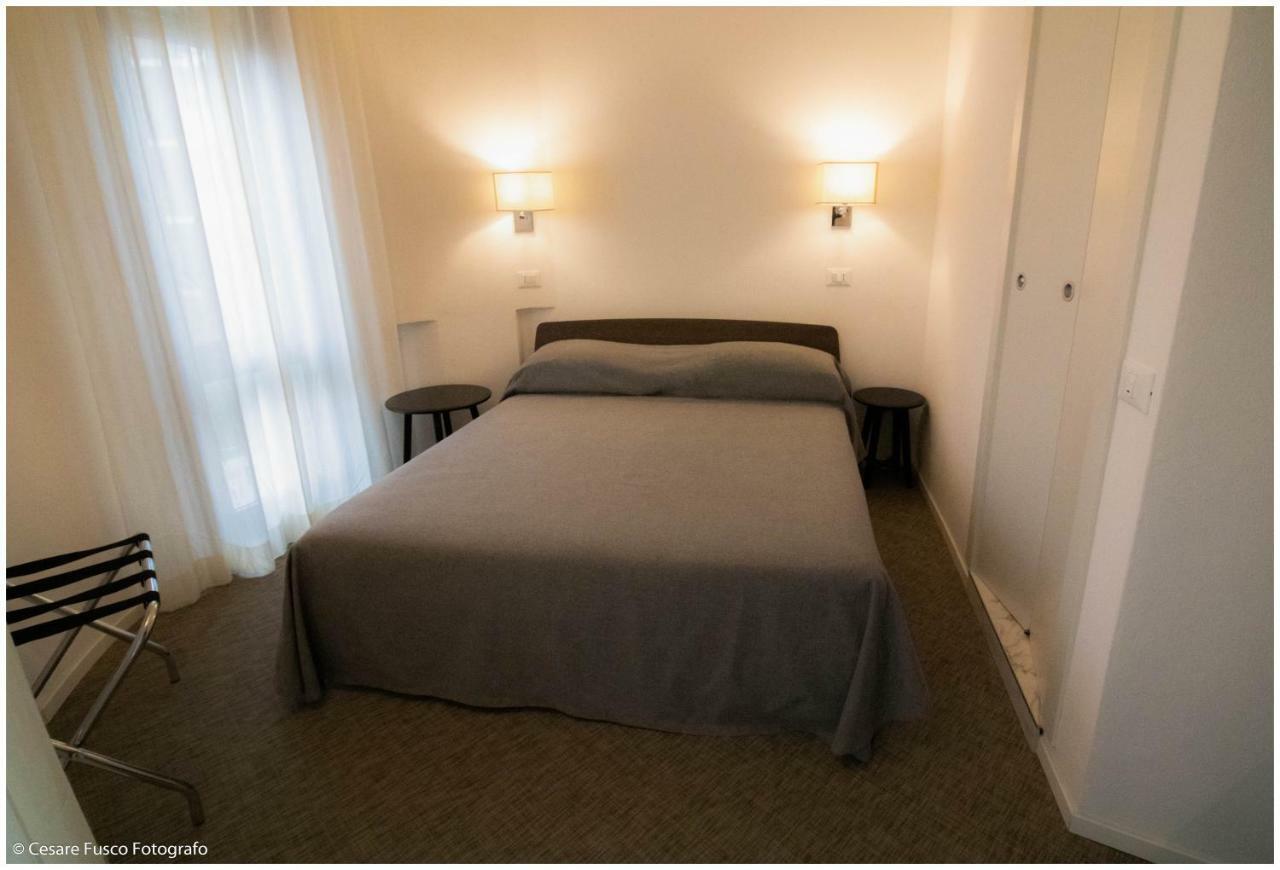 Hotel Caraibi Milano Marittima Exterior photo