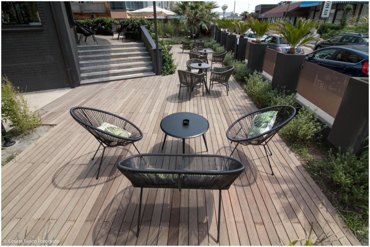 Hotel Caraibi Milano Marittima Exterior photo
